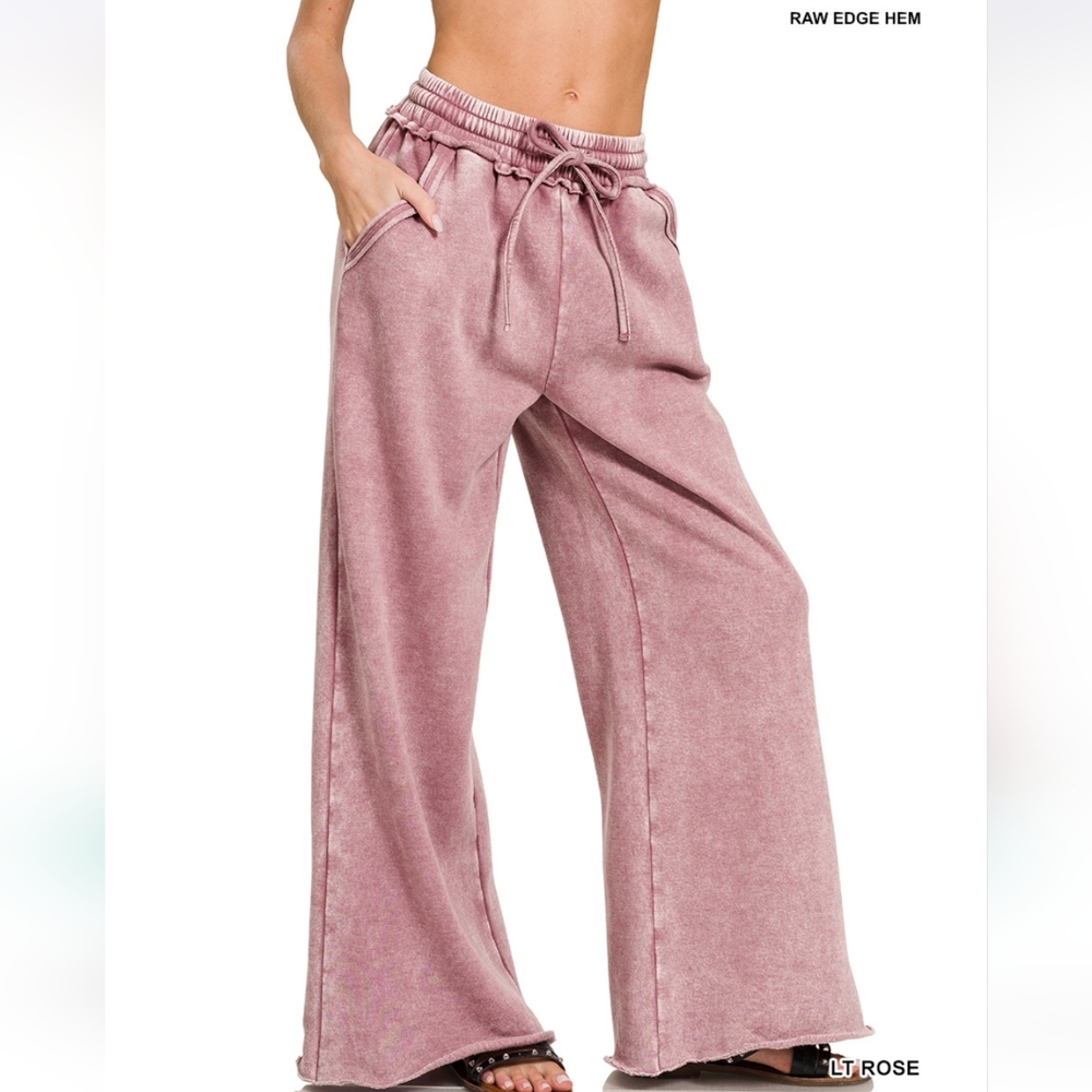 ZENANA Acid wash fleece palazzo sweatpants with pockets In Light Rose NWOT